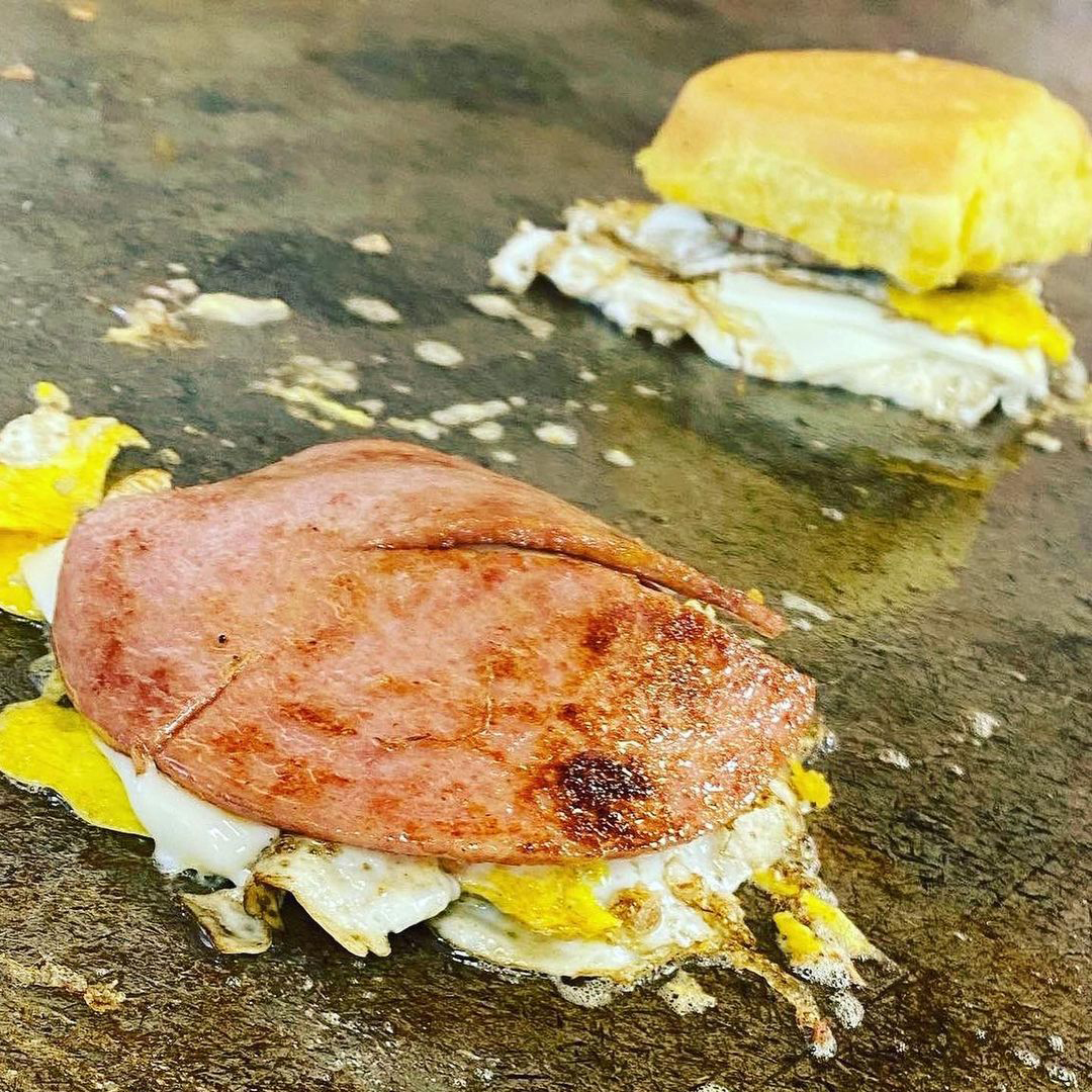 delco-breakfast